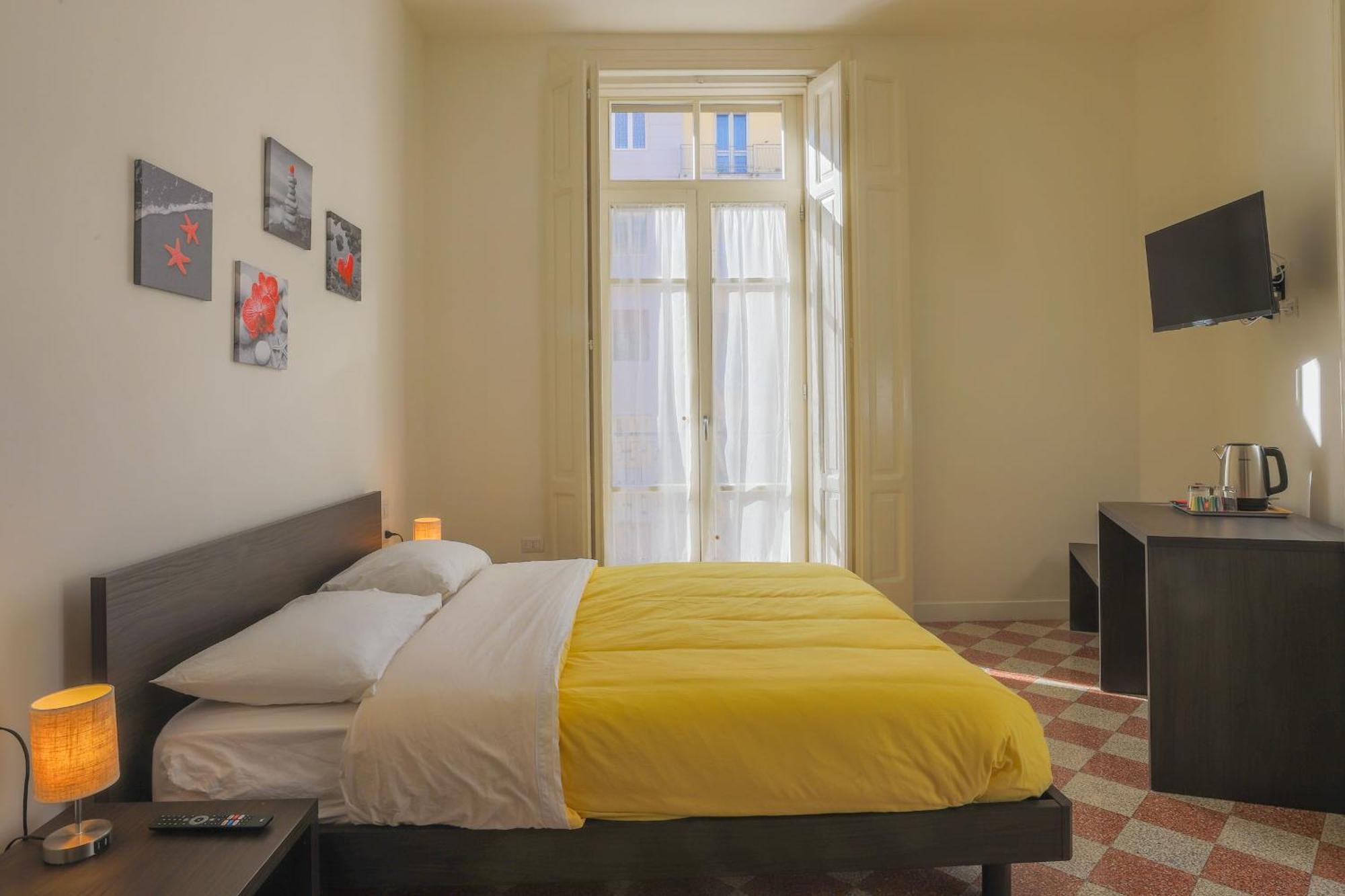 Affittacamere B&B Salerno Centrale *
